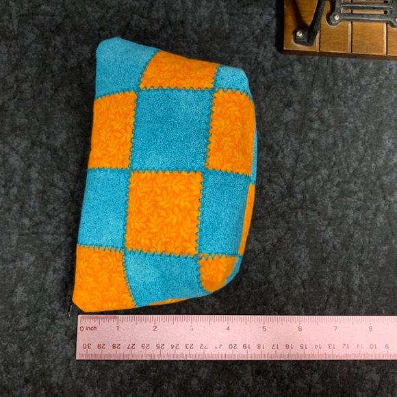 Handmade Quilted Cosmetic Bag - Picture 7 of 9